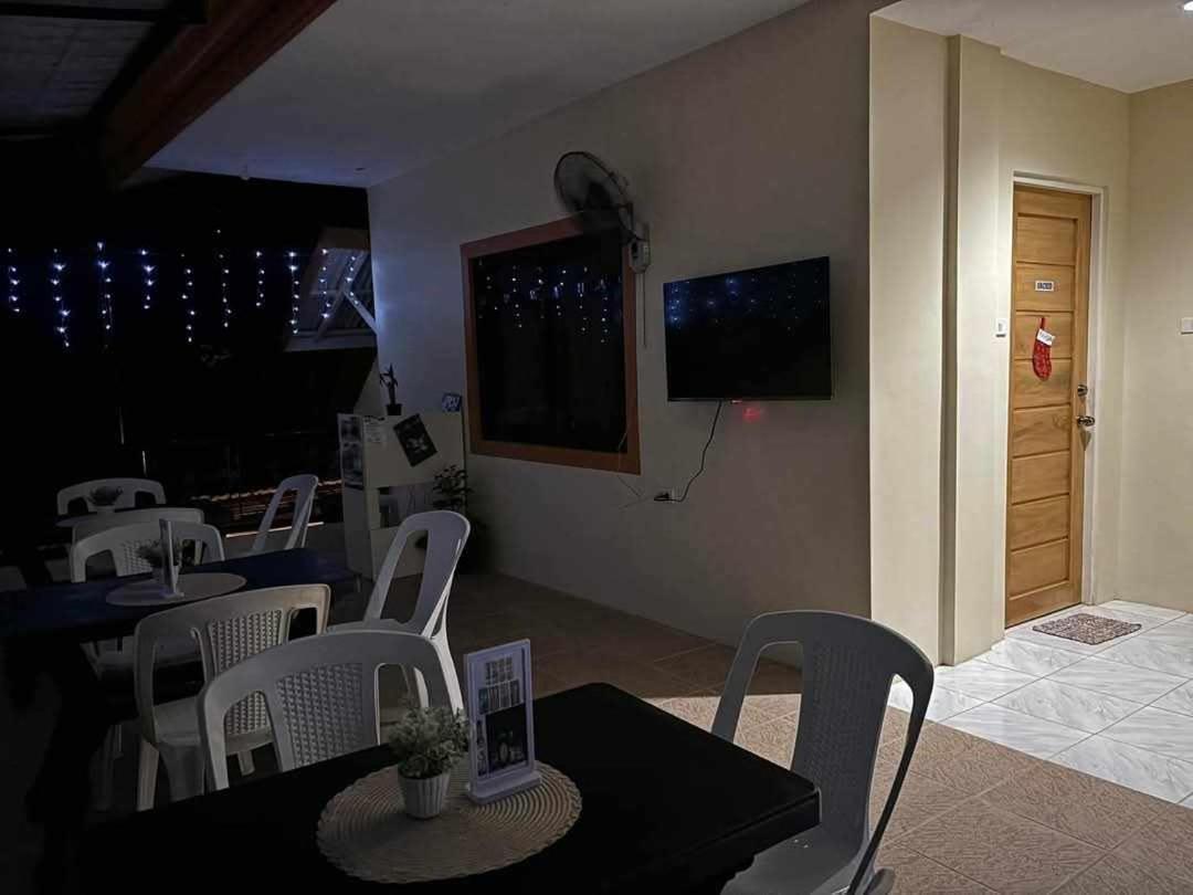 Andresas Homestay Loboc Esterno foto