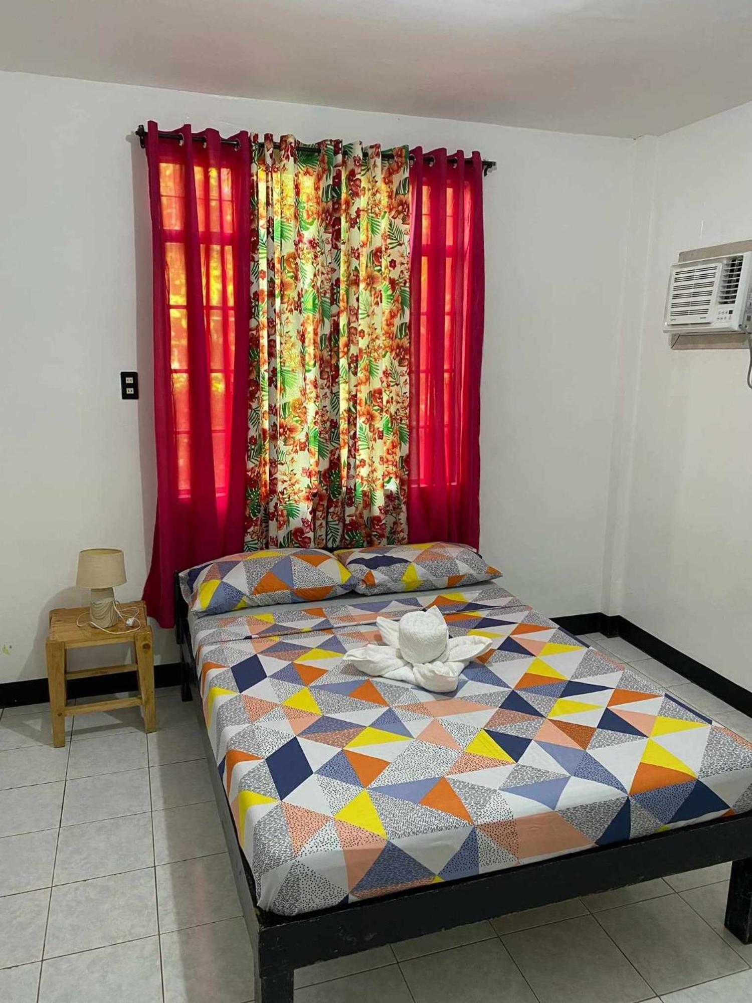 Andresas Homestay Loboc Esterno foto